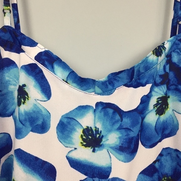 VIOLET + Claire Blue Floral Ruffle Trim Tank Top - Picture 3 of 16